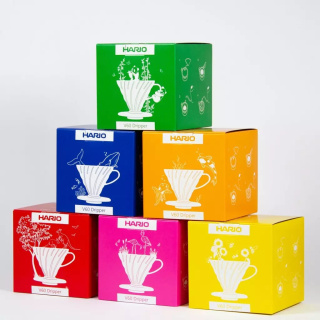 Dripper Hario V60-02 - plastic + filtry 40 szt. - desert red, czerwony